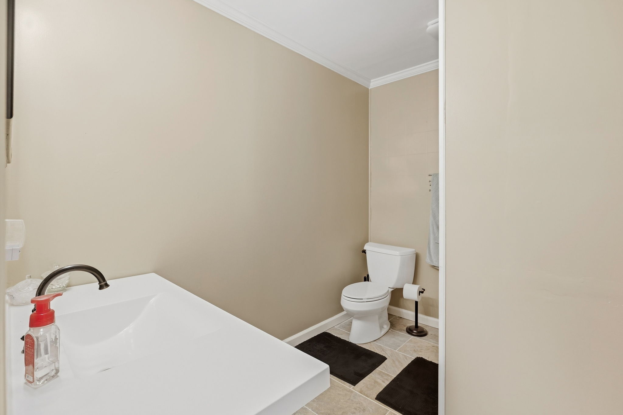  8519 West 69th Terrace, Overland Park, KS 66204 - 物件實景