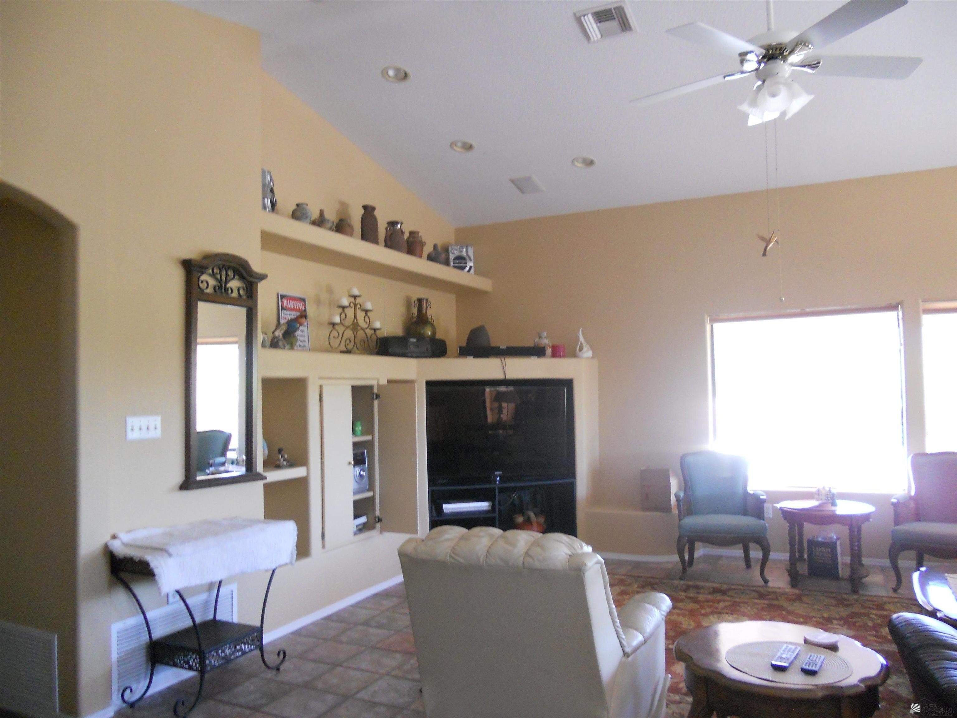 Yuma, Arizona, 85367-9999, United States, ,Residential,For Sale,1989854