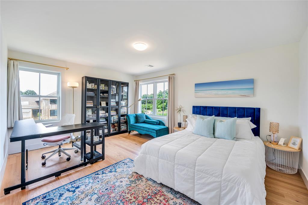 East Moriches, New York, 11940, United States, 4 Bedrooms Bedrooms, ,3 BathroomsBathrooms,Residential,For Sale,1901404