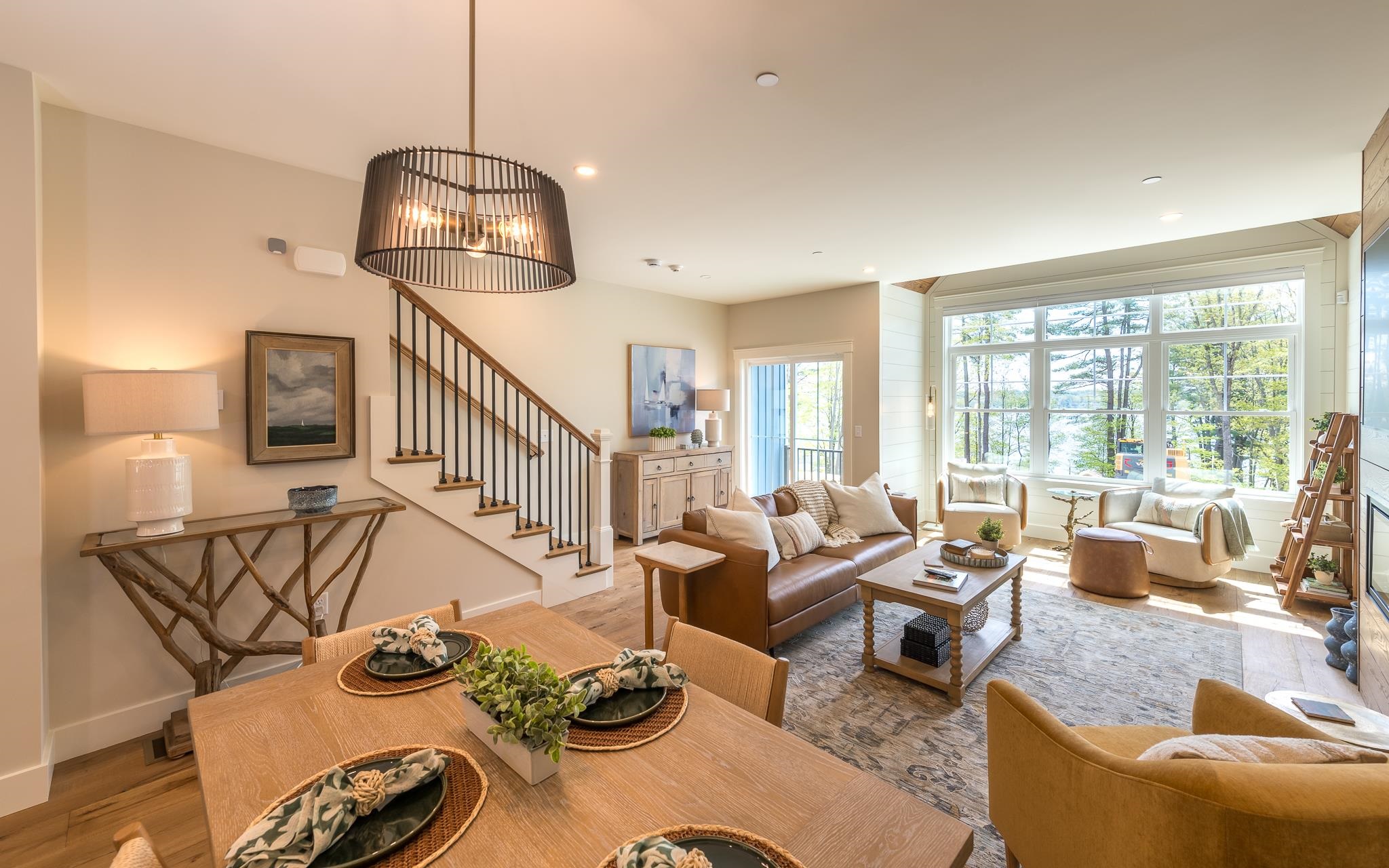 Laconia, New Hampshire, 03246, United States, 3 Bedrooms Bedrooms, ,2 BathroomsBathrooms,Residential,For Sale,1826801