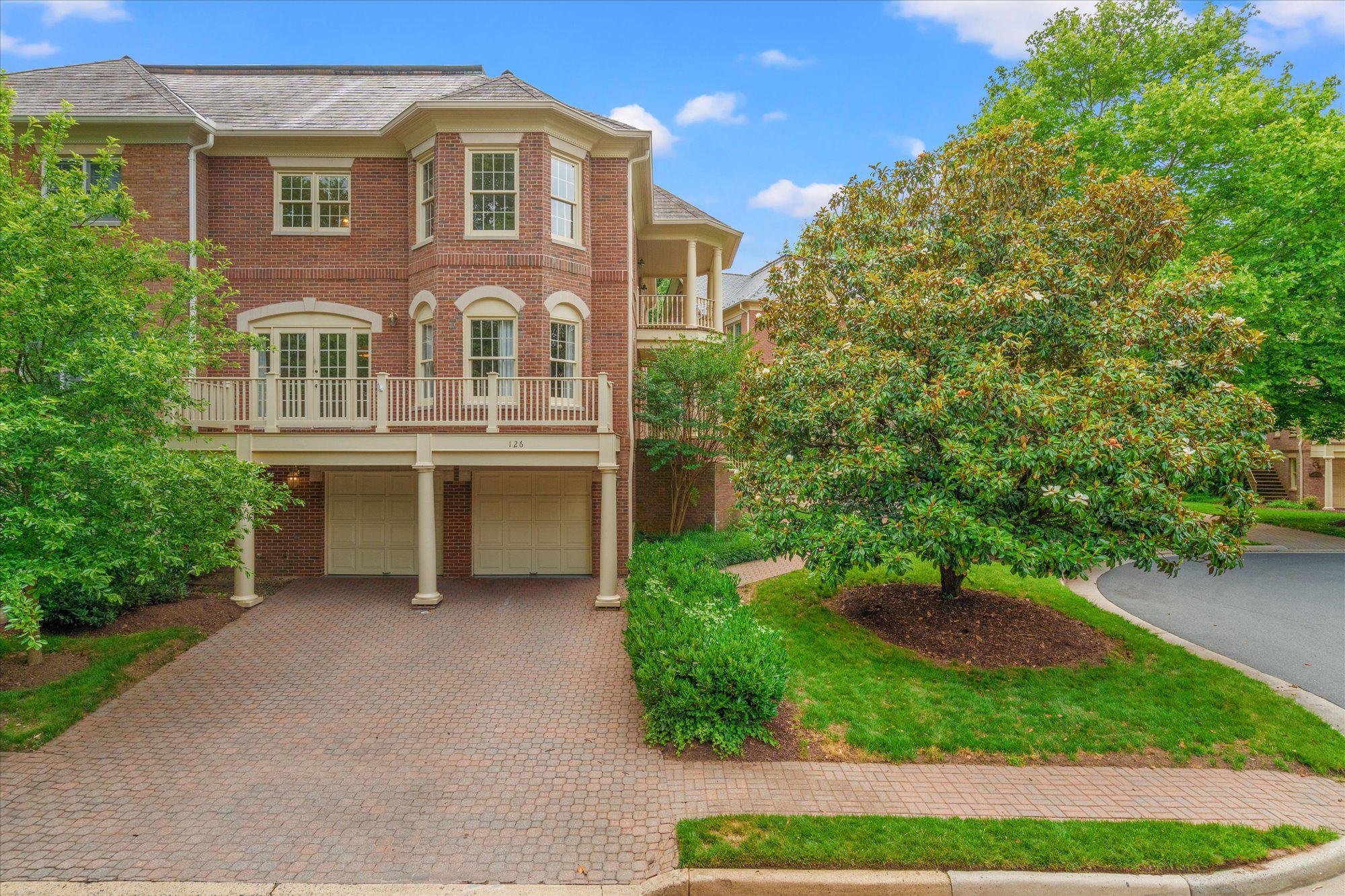  126 Gresham Place, Falls Church, VA, 22046 - 物件實景
