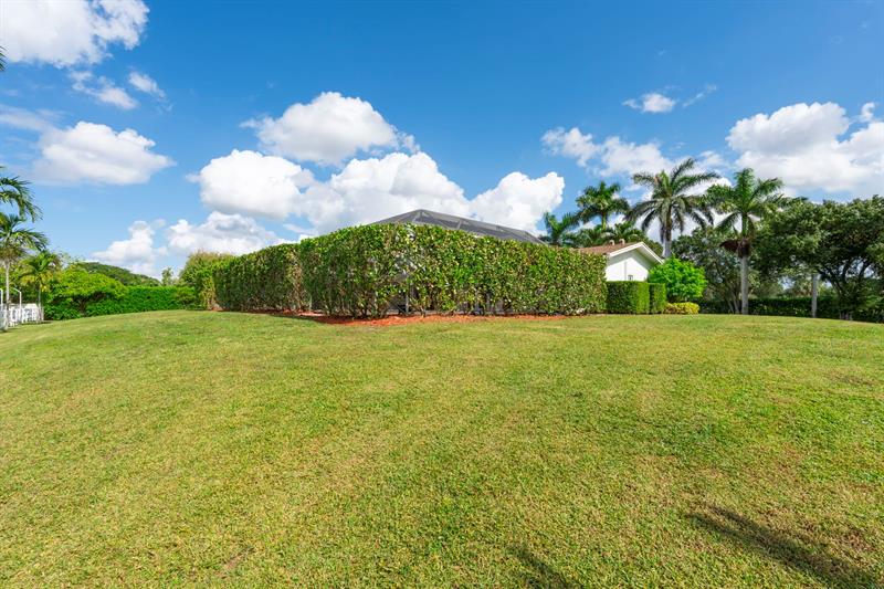 Parkland, Florida, 33067, United States, 5 Bedrooms Bedrooms, ,4 BathroomsBathrooms,Residential,For Sale,1990344