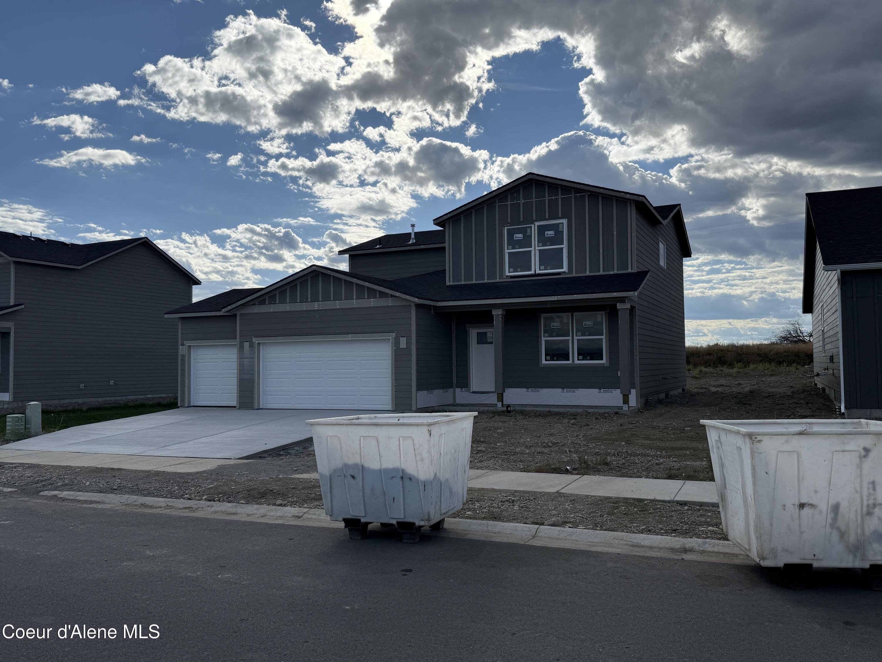 Post Falls, Idaho, 83854, United States, 4 Bedrooms Bedrooms, ,3 BathroomsBathrooms,Residential,For Sale,1914044