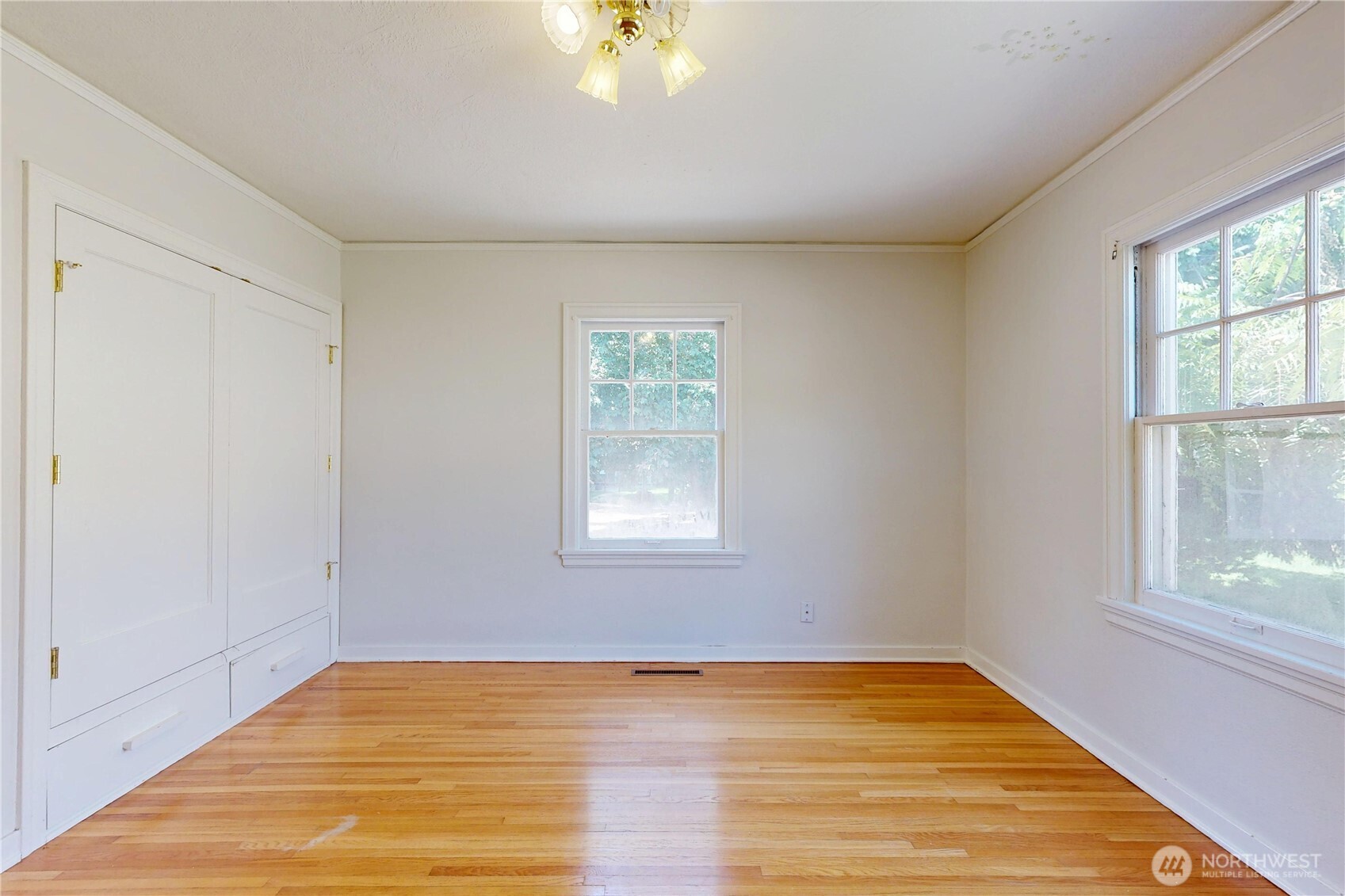 Walla Walla, Washington, 99362, United States, 3 Bedrooms Bedrooms, ,2 BathroomsBathrooms,Residential,For Sale,1907583