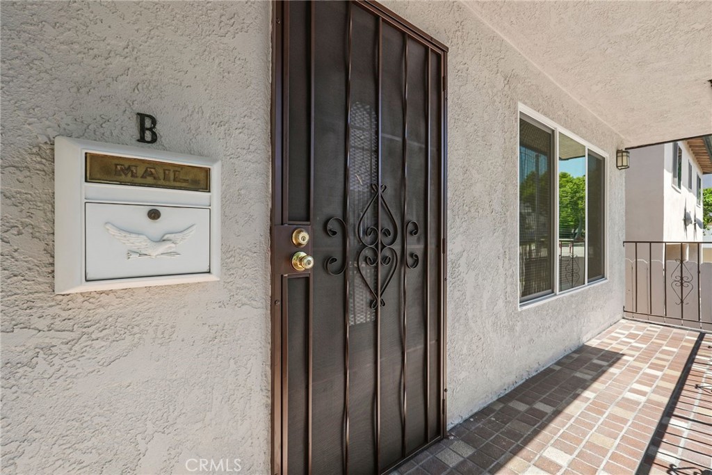 Burbank, California, 91501, United States, 2 Bedrooms Bedrooms, ,2 BathroomsBathrooms,Residential,For Sale,1889900