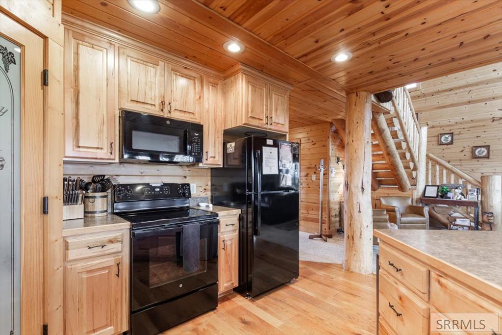 ISLAND PARK, Idaho, 83429, United States, 5 Bedrooms Bedrooms, ,3 BathroomsBathrooms,Residential,For Sale,1923519