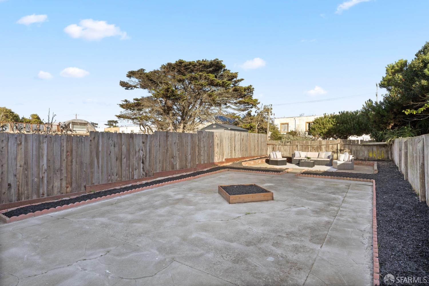 San Francisco, California, 94122, United States, 4 Bedrooms Bedrooms, ,2 BathroomsBathrooms,Residential,For Sale,1987685