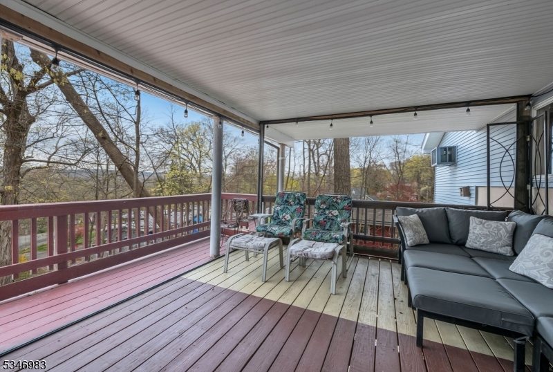 Ringwood Boro, New Jersey, 07456, United States, 4 Bedrooms Bedrooms, ,2 BathroomsBathrooms,Residential,For Sale,1794358