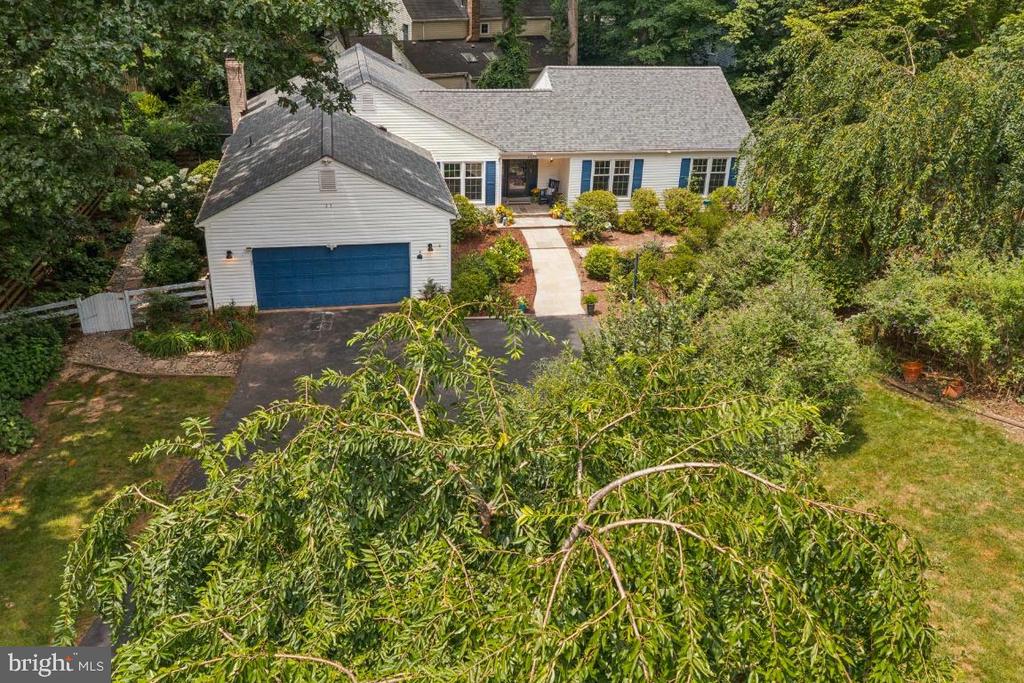 Fairfax, Virginia, 22030, United States, 3 Bedrooms Bedrooms, ,3 BathroomsBathrooms,Residential,For Sale,1904338