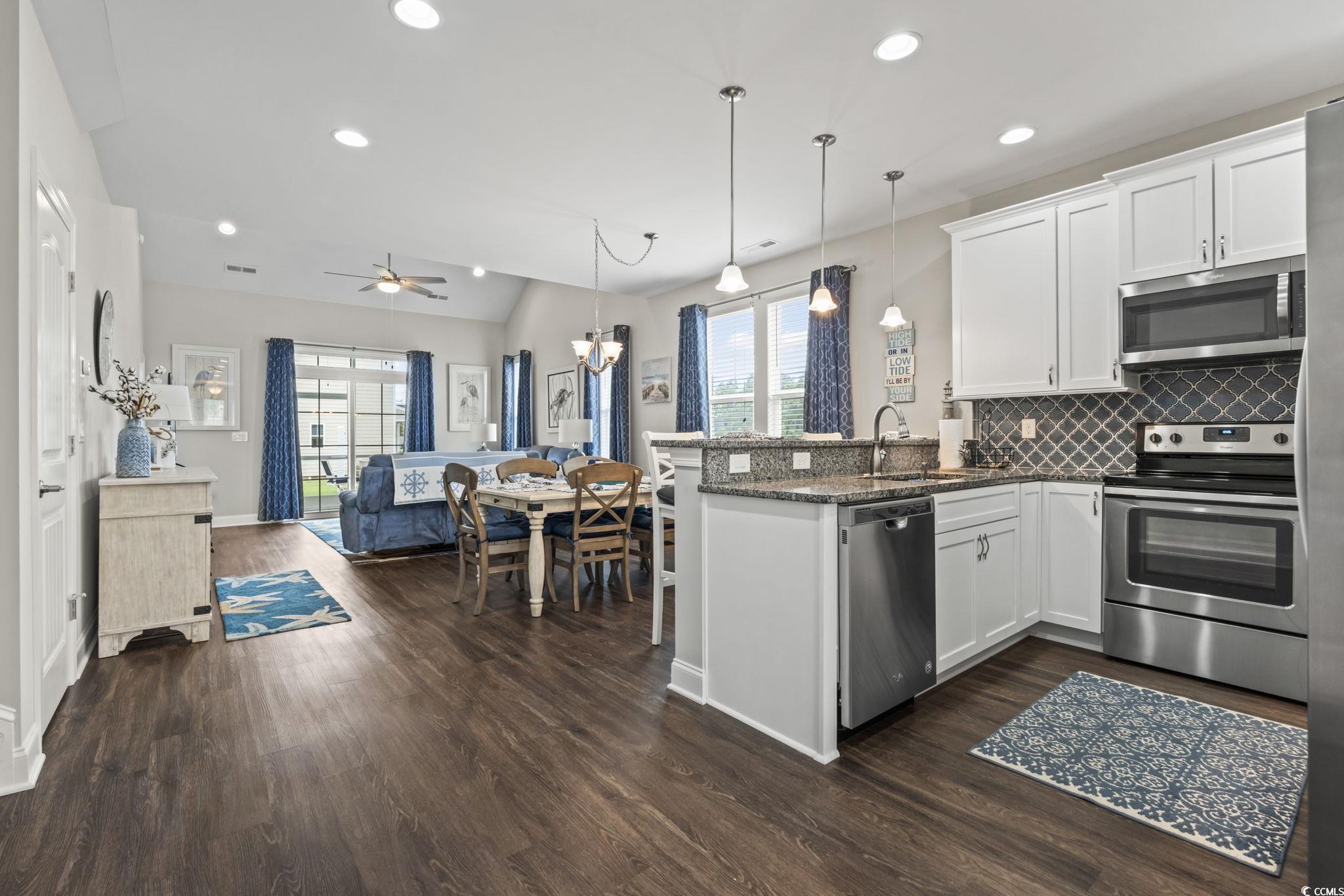 Myrtle Beach, South Carolina, 29582, United States, 3 Bedrooms Bedrooms, ,3 BathroomsBathrooms,Residential,For Sale,1944922
