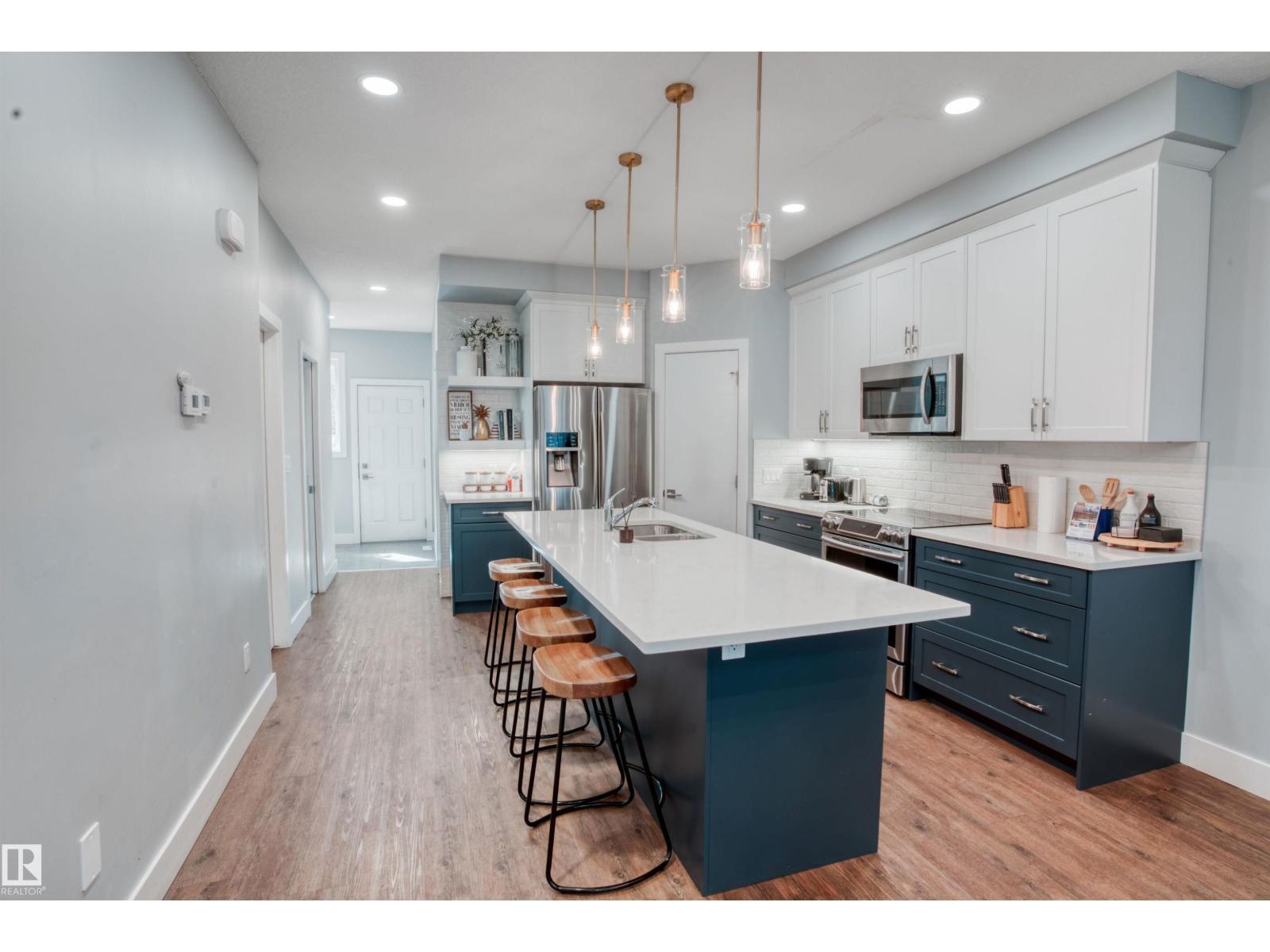 EDMONTON, Alberta, T5R 1G7, CA, 4 Bedrooms Bedrooms, ,2 BathroomsBathrooms,Residential,For Sale,1911757