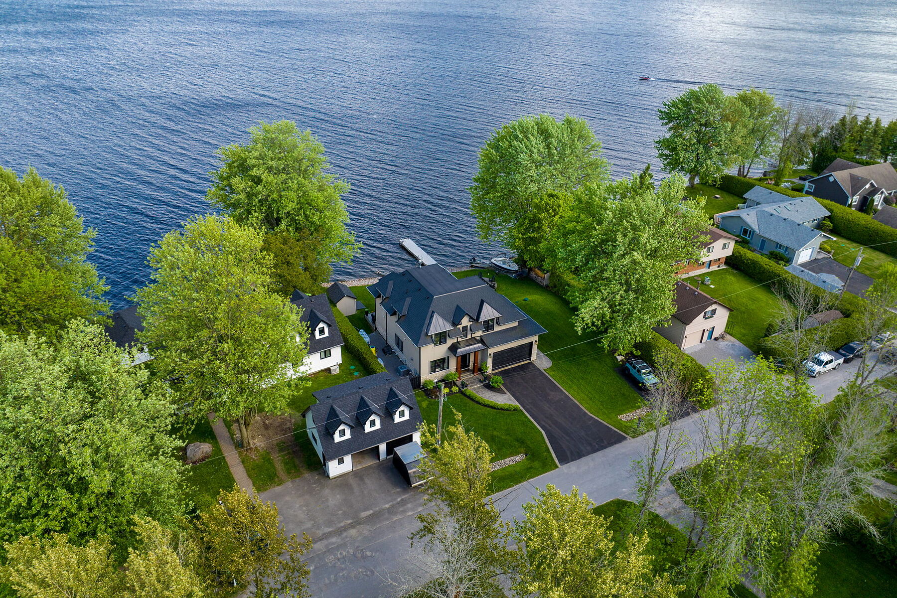  Kawartha Lakes, Muskoka - 物件實景