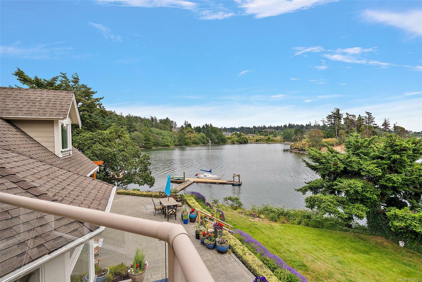 VIEW ROYAL, British Columbia, V9B 1A6, CA, 3 Bedrooms Bedrooms, ,Residential,For Sale,1883645