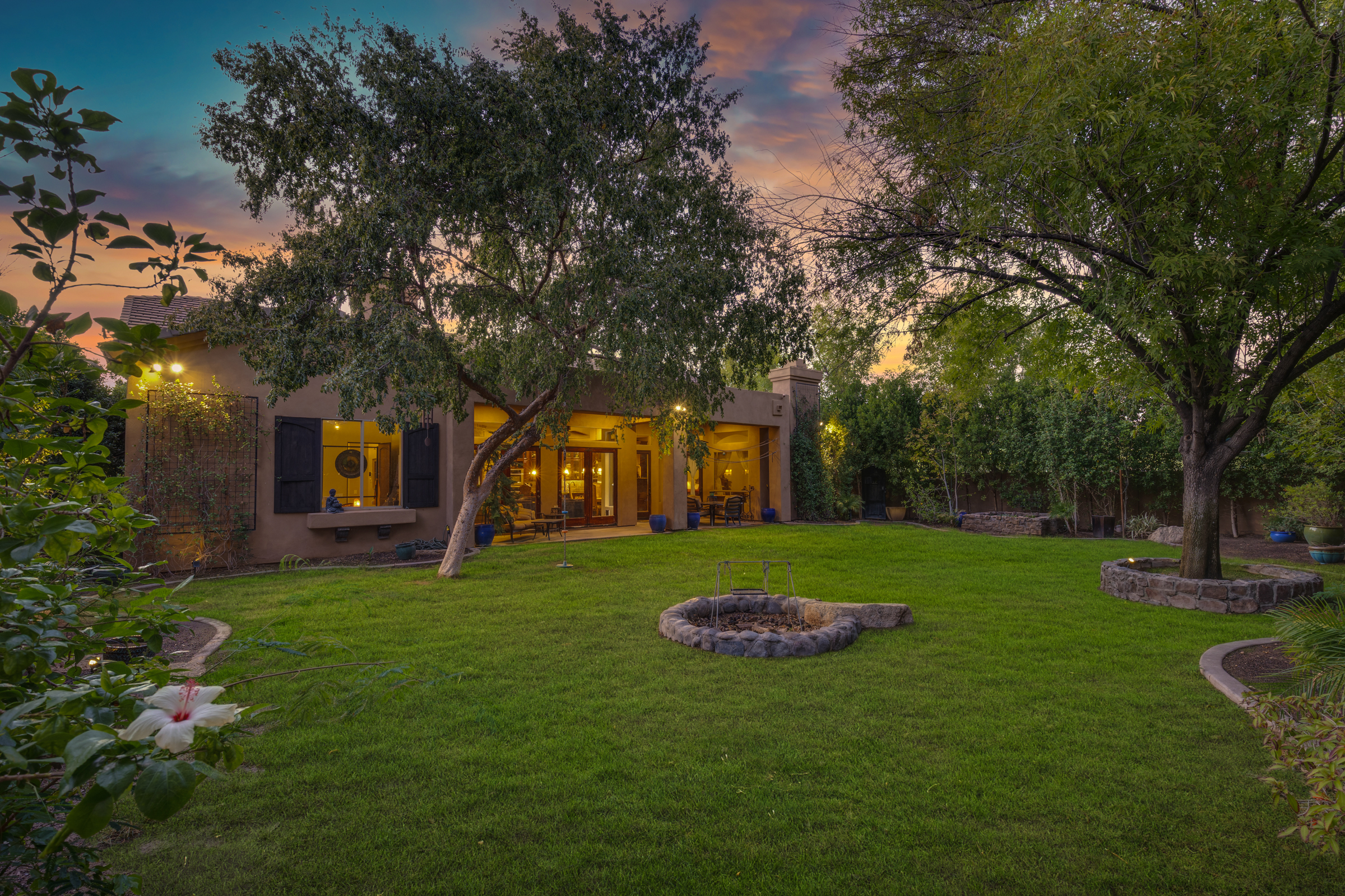 Tempe, Arizona, 85284, United States, 5 Bedrooms Bedrooms, ,3 BathroomsBathrooms,Residential,For Sale,1989924