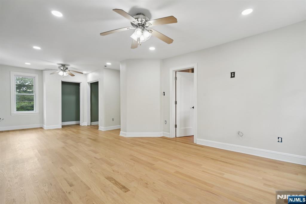 Orange, New Jersey, 07050, United States, 4 Bedrooms Bedrooms, ,5 BathroomsBathrooms,Residential,For Sale,1917747