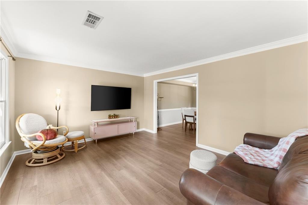 Peachtree Corners, Georgia, 30092, United States, 3 Bedrooms Bedrooms, ,3 BathroomsBathrooms,Residential,For Sale,1950975