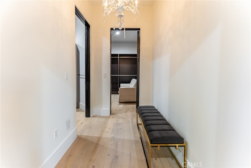 Woodland Hills, California, 91367, United States, 5 Bedrooms Bedrooms, ,6 BathroomsBathrooms,Residential,For Sale,1973826