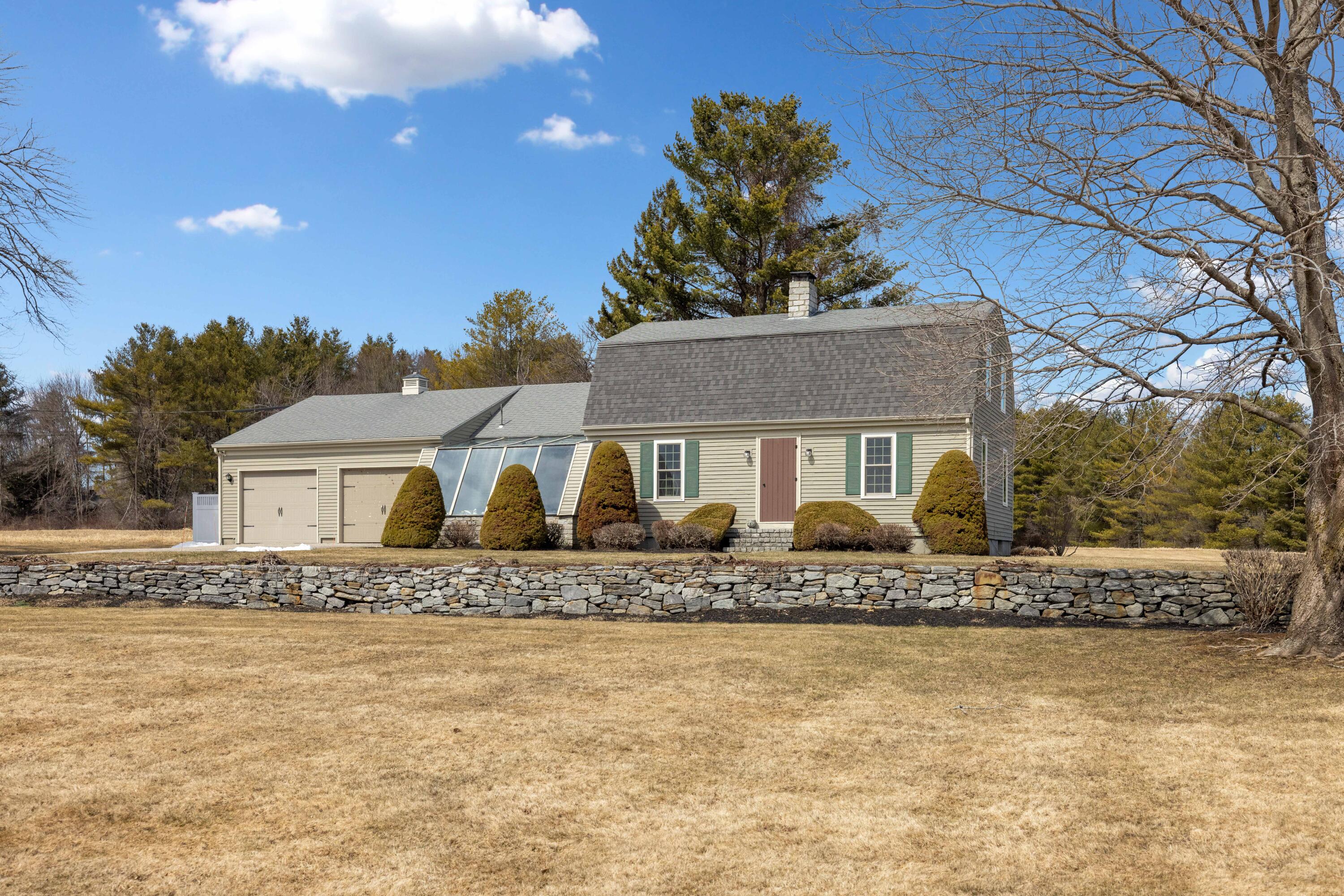 Cumberland, Maine, 04021, United States, 3 Bedrooms Bedrooms, ,2 BathroomsBathrooms,Residential,For Sale,1759704