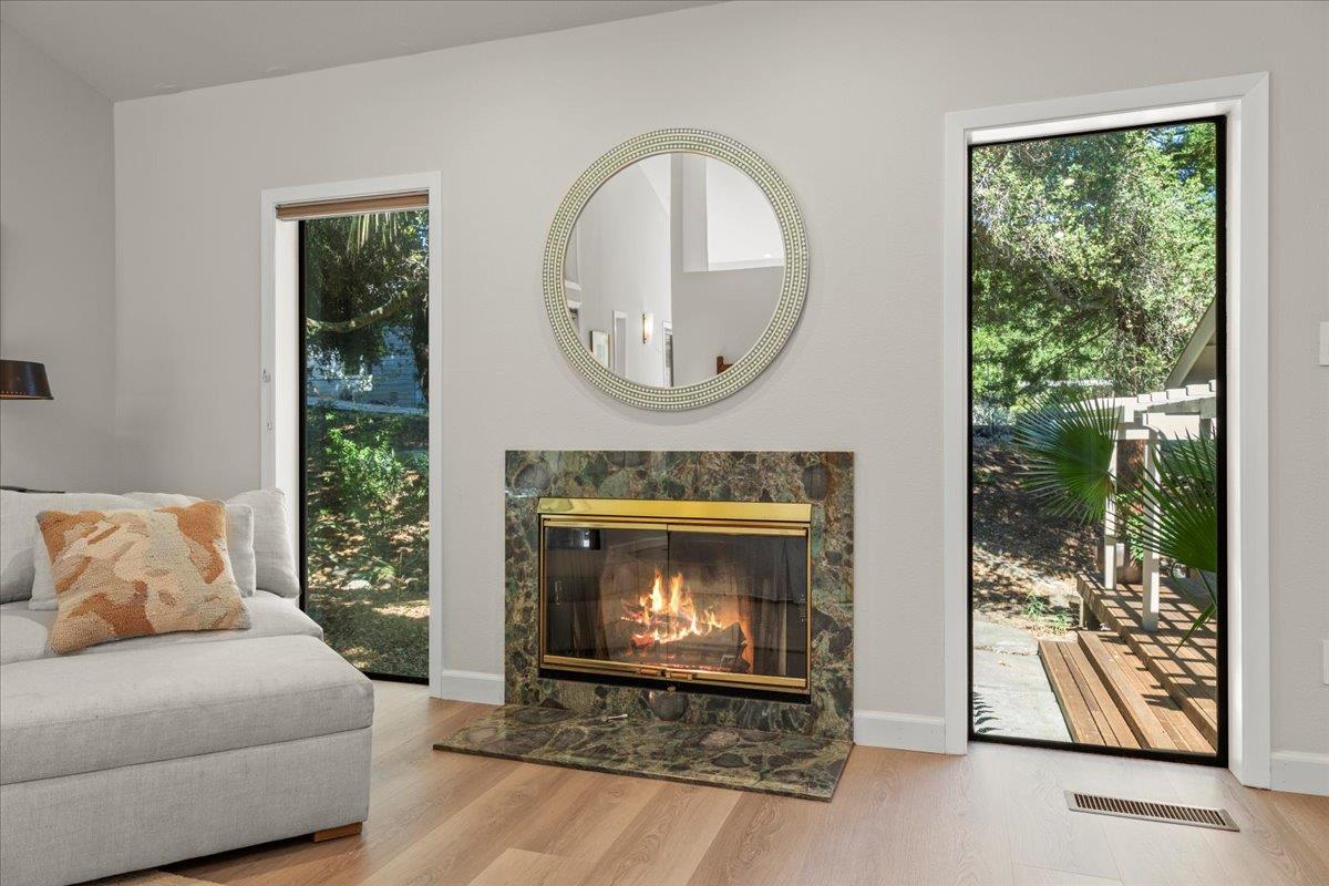Los Altos Hills, California, 94022, United States, 5 Bedrooms Bedrooms, ,5 BathroomsBathrooms,Residential,For Sale,1907317