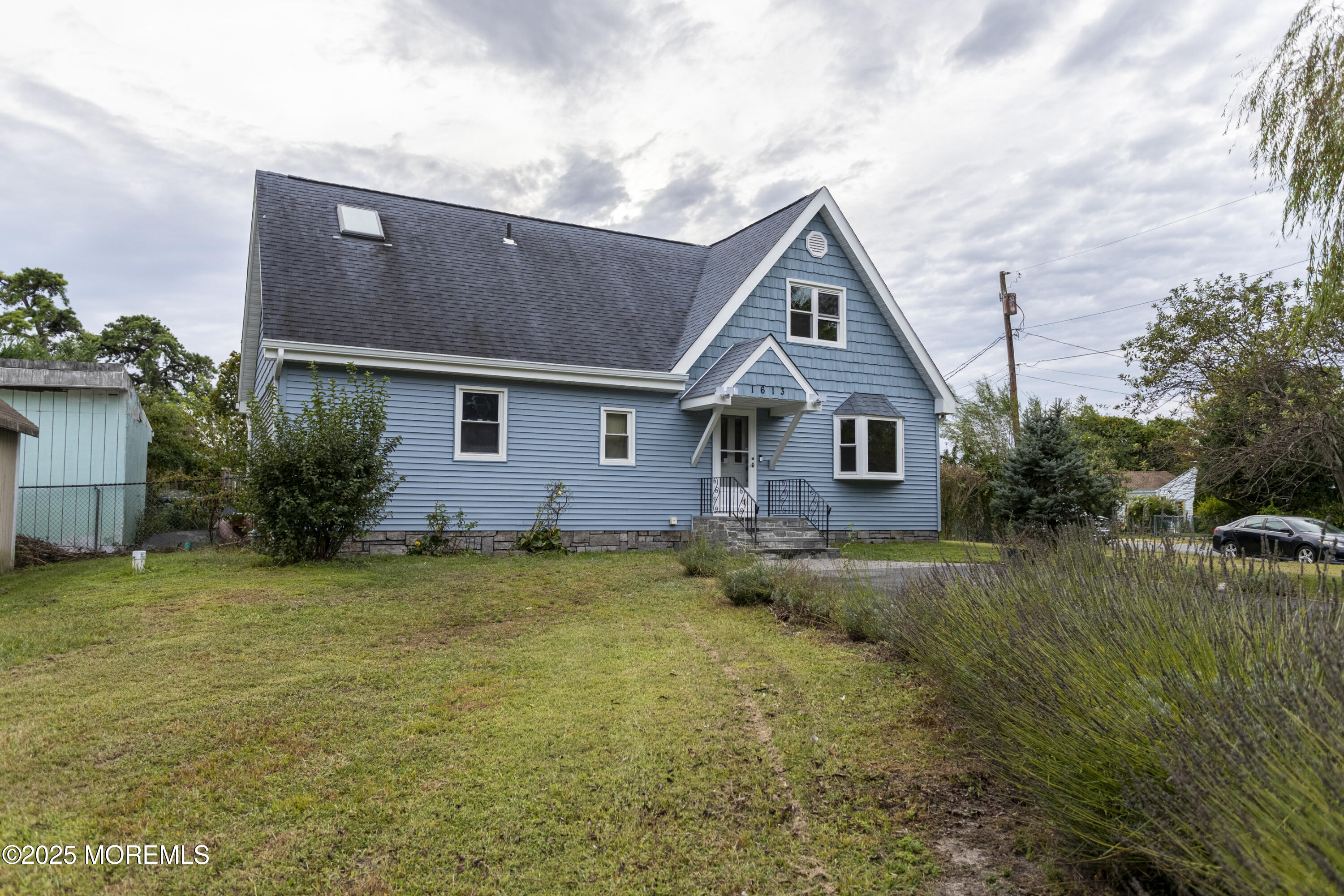 Toms River, New Jersey, 08757, United States, 5 Bedrooms Bedrooms, ,2 BathroomsBathrooms,Residential,For Sale,1981091