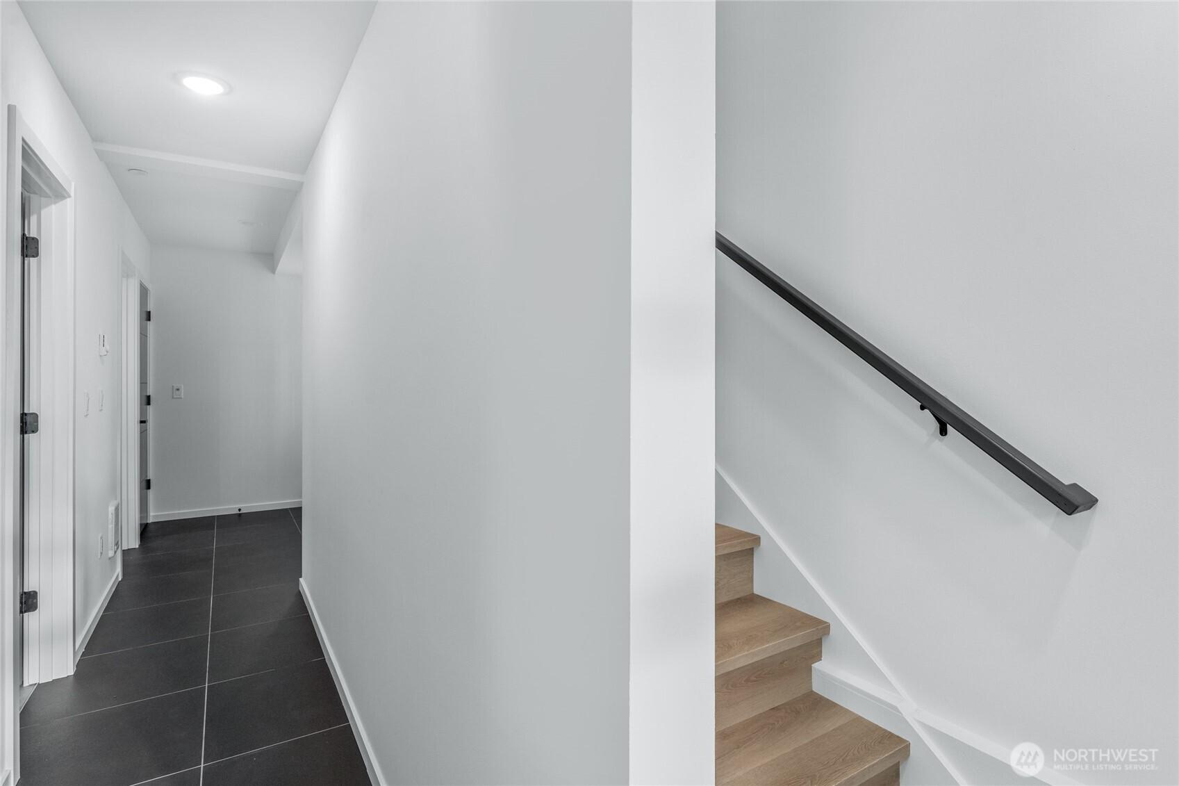 SEATTLE, Washington, 98125, United States, 3 Bedrooms Bedrooms, ,3 BathroomsBathrooms,Residential,For Sale,1995675