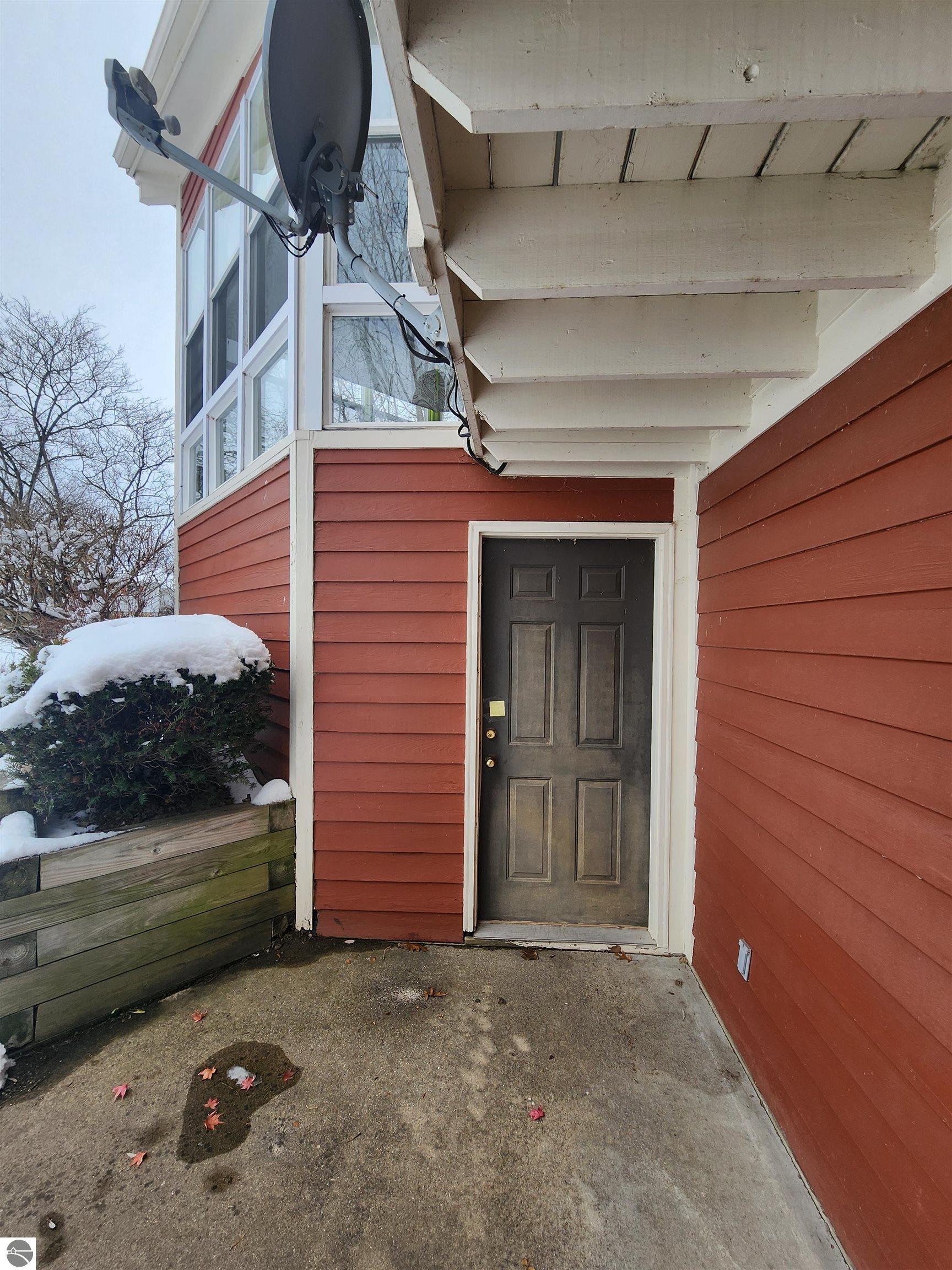 Alma, Michigan, 48801, United States, 5 Bedrooms Bedrooms, ,4 BathroomsBathrooms,Residential,For Sale,2000371