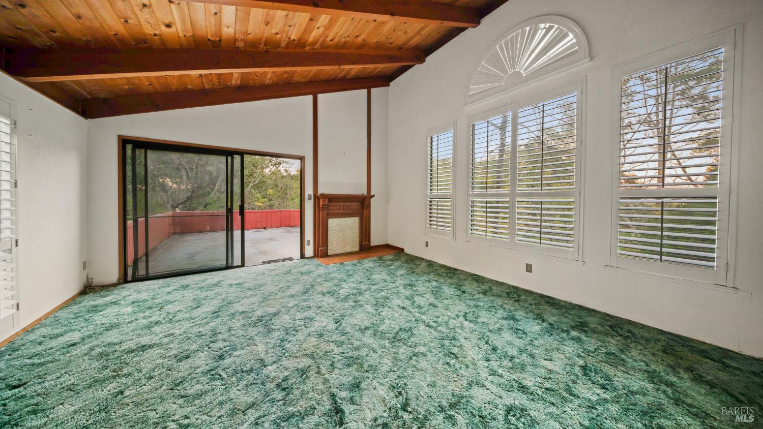 Sebastopol, California, 95472, United States, 3 Bedrooms Bedrooms, ,2 BathroomsBathrooms,Residential,For Sale,1997053