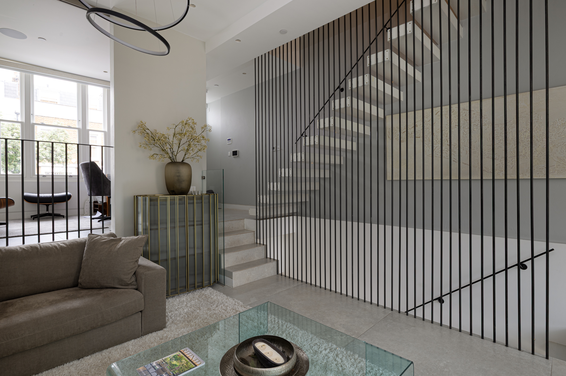  A Reimagined Fulham Townhouse with Dramatic Double-Height Interiors - 物件實景