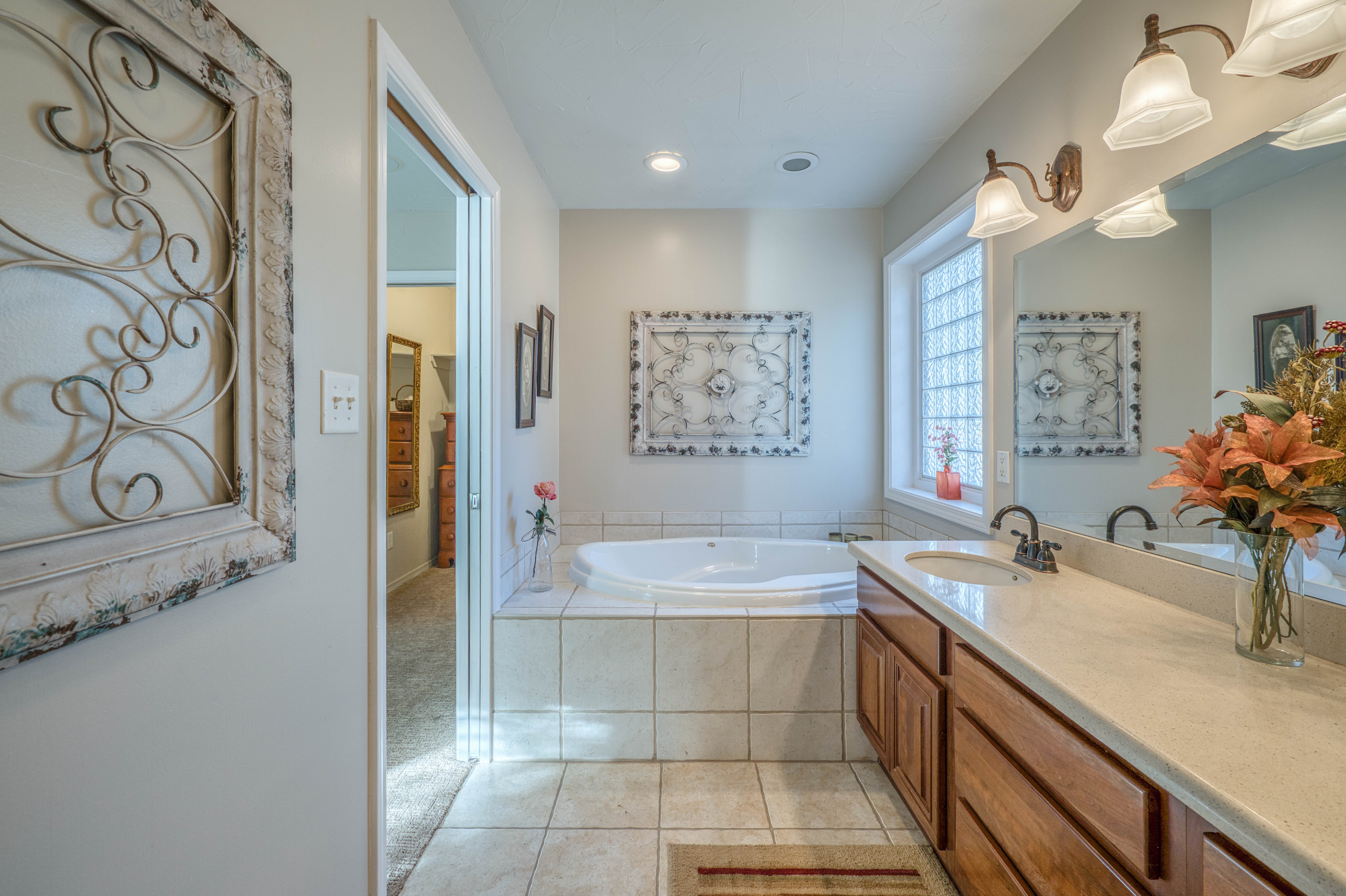 Alto, New Mexico, 88312, United States, 3 Bedrooms Bedrooms, ,2 BathroomsBathrooms,Residential,For Sale,2005100