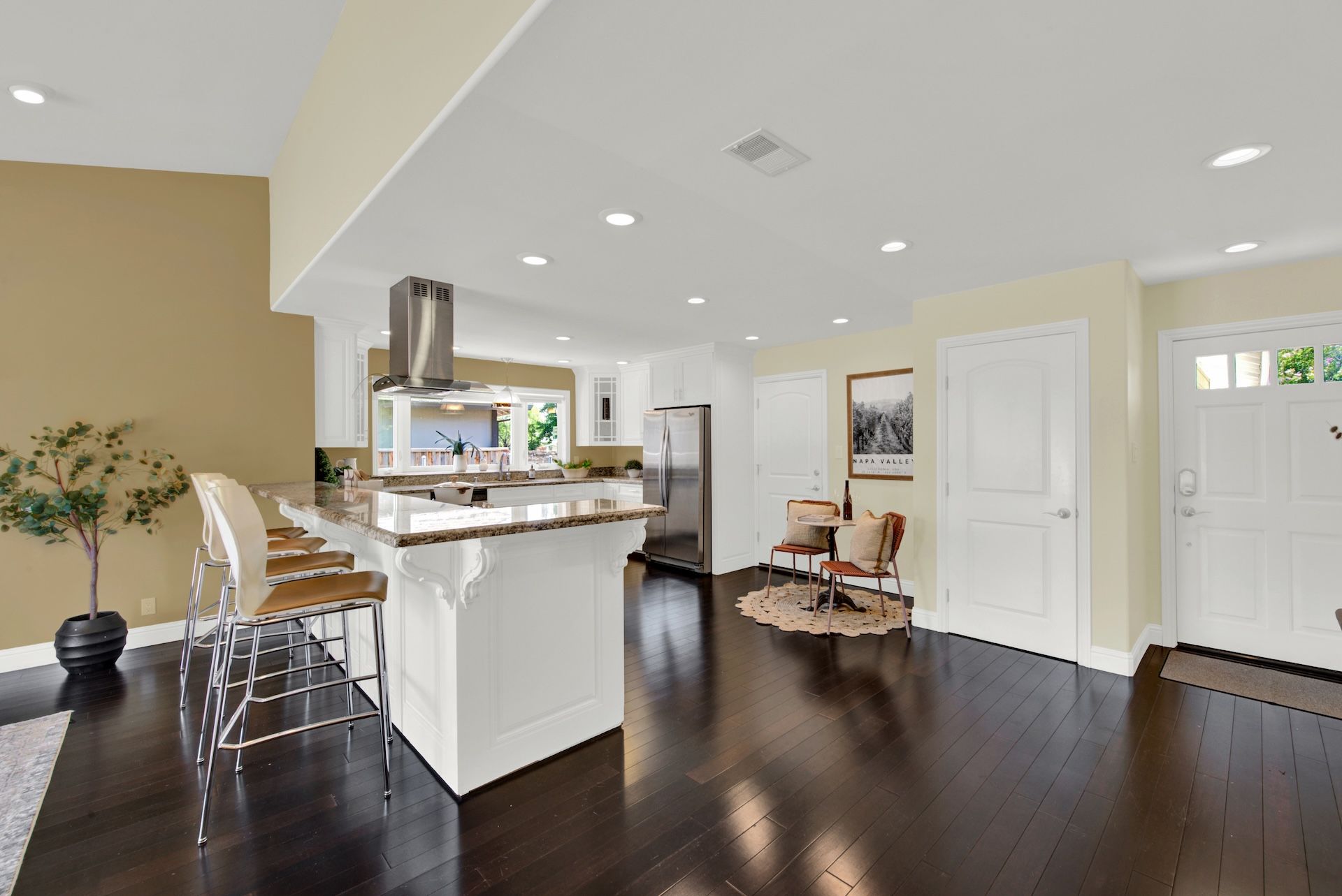  Beautifully Updated Single-Level Home - 物件實景