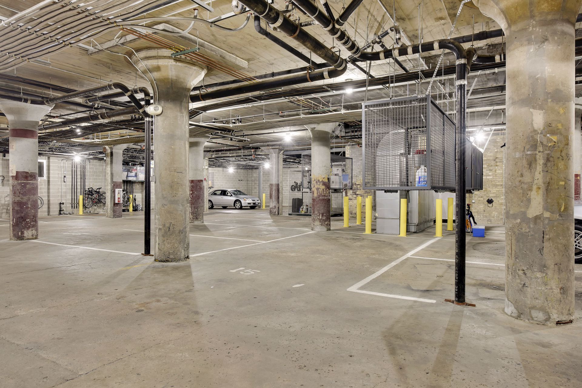  Iconic Corner Loft in Coveted North Loop - 物件實景