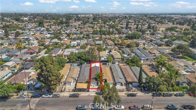 Los Angeles, California, 90059, United States, 3 Bedrooms Bedrooms, ,2 BathroomsBathrooms,Residential,For Sale,1916036