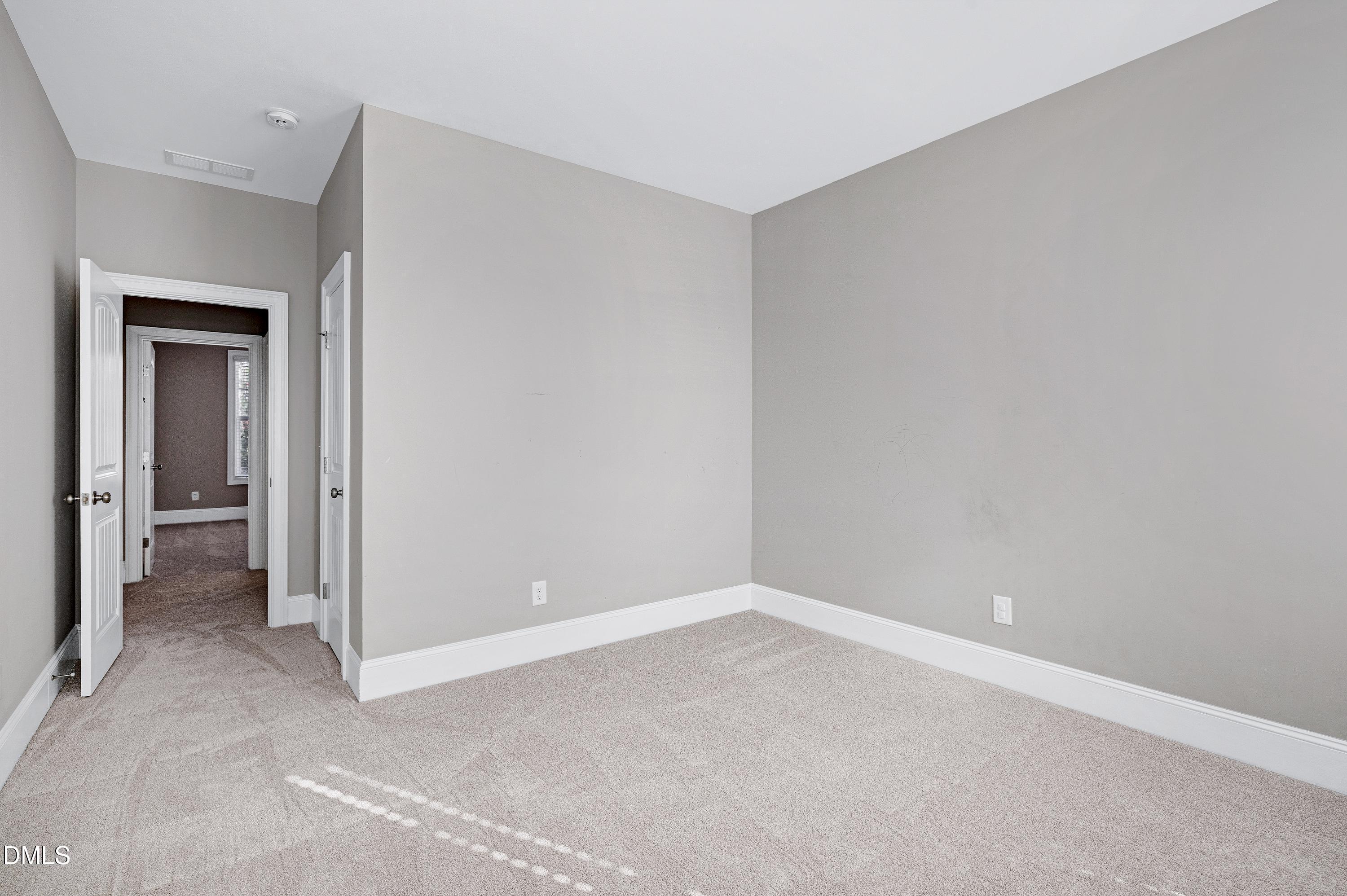 Apex, North Carolina, 27539, United States, 5 Bedrooms Bedrooms, ,5 BathroomsBathrooms,Residential,For Sale,2003181