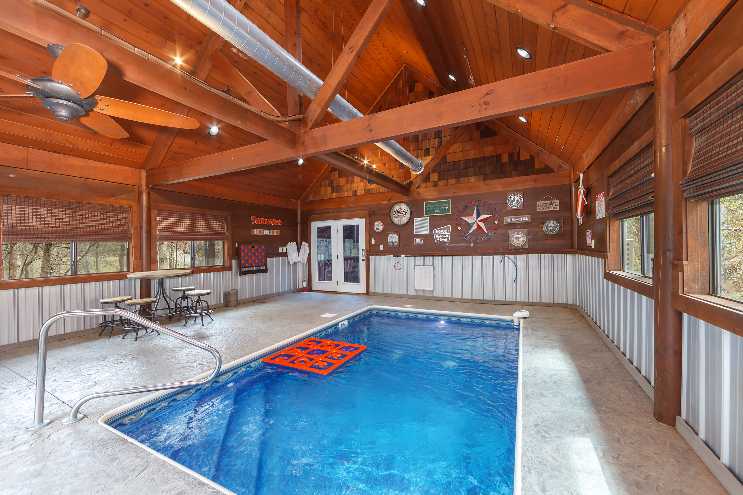 Sevierville, Tennessee, 37862, United States, 1 Bedroom Bedrooms, ,2 BathroomsBathrooms,Residential,For Sale,1979555