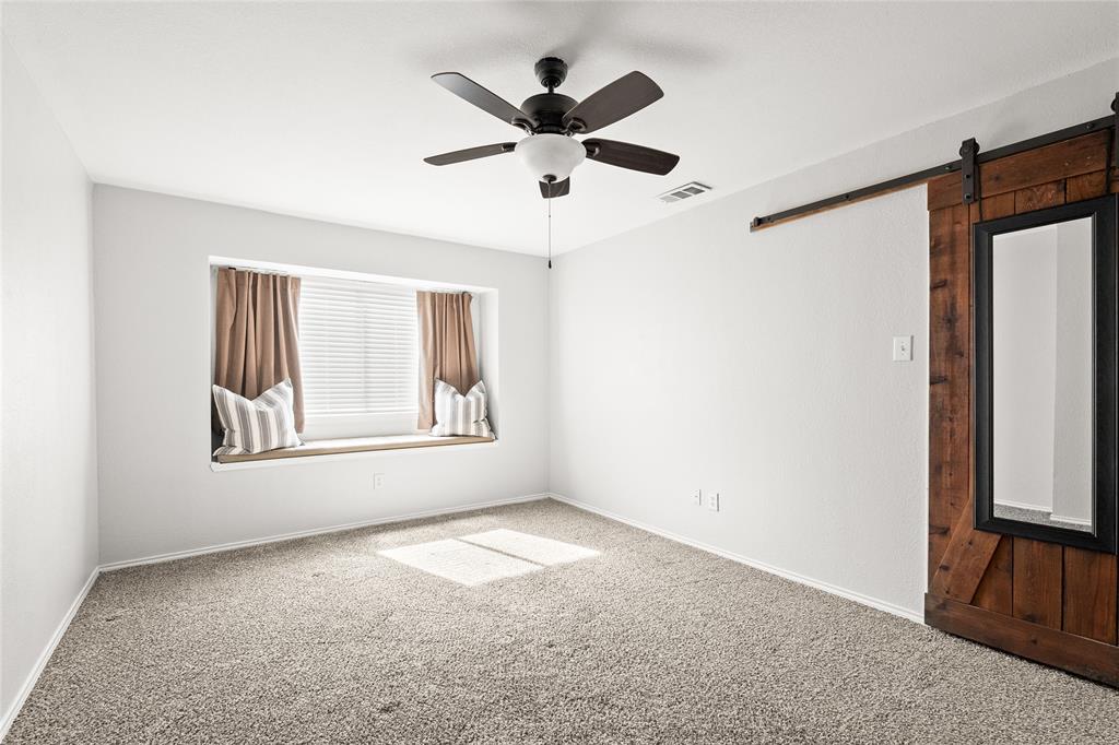 Denton, Texas, 76210, United States, 5 Bedrooms Bedrooms, ,3 BathroomsBathrooms,Residential,For Sale,1972740