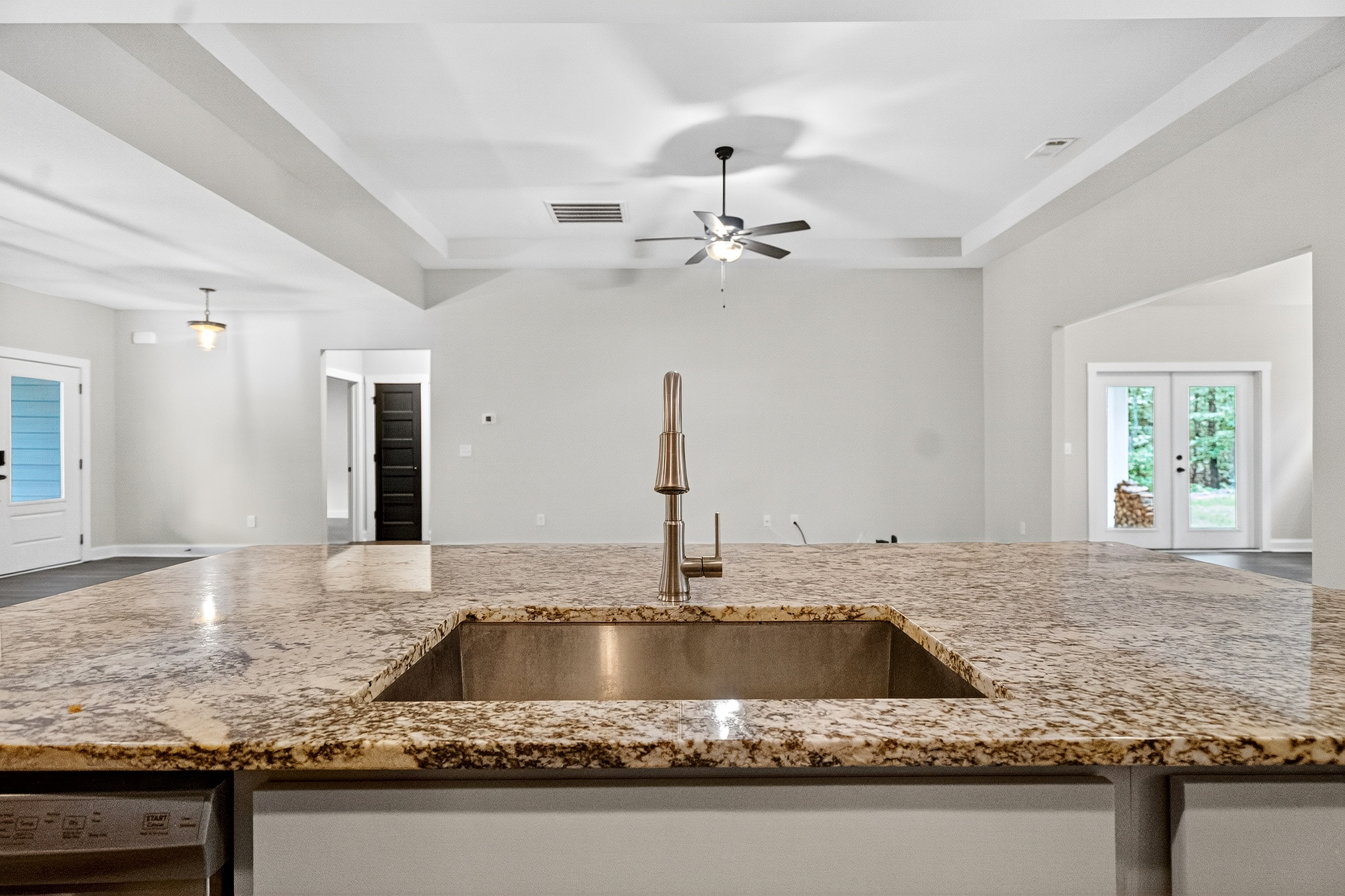 Moreland, Georgia, 30259, United States, 4 Bedrooms Bedrooms, ,3 BathroomsBathrooms,Residential,For Sale,1951198