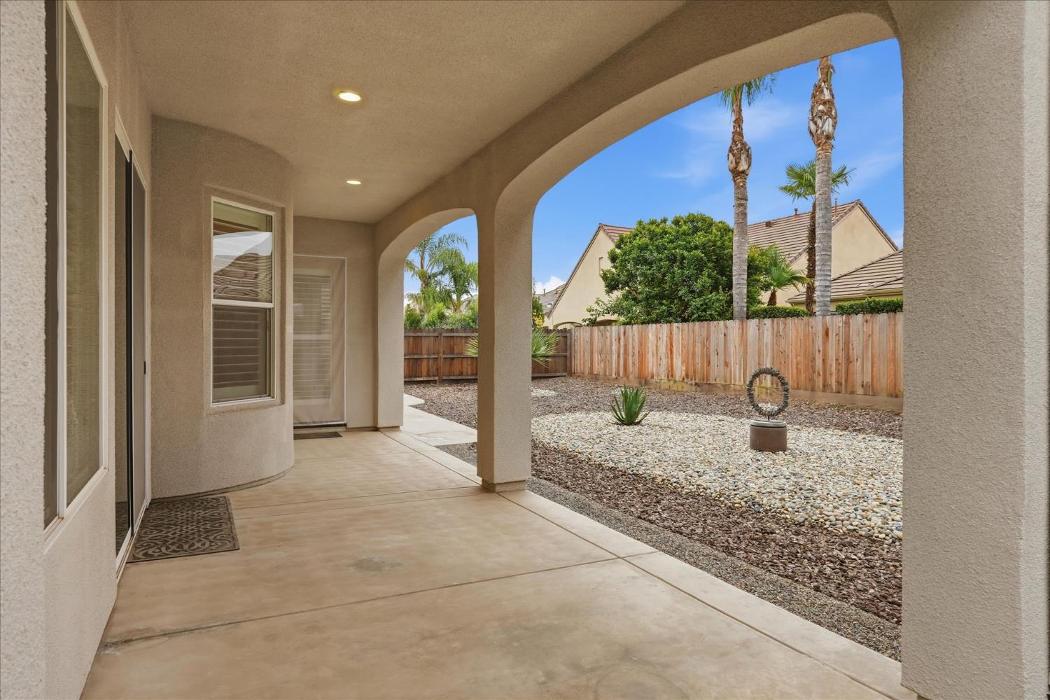 Clovis, California, 93619, United States, 3 Bedrooms Bedrooms, ,2 BathroomsBathrooms,Residential,For Sale,2005966