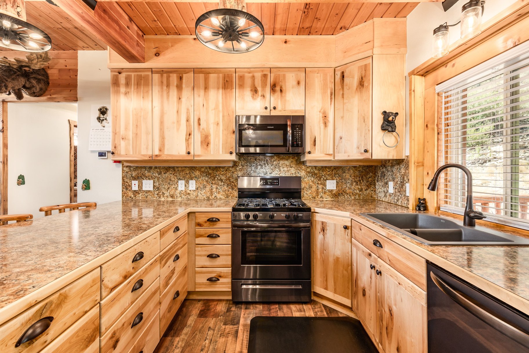  The Kind of Cabin Nobody Wants to Leave — For Sale in Fruitland, Utah - 物件實景