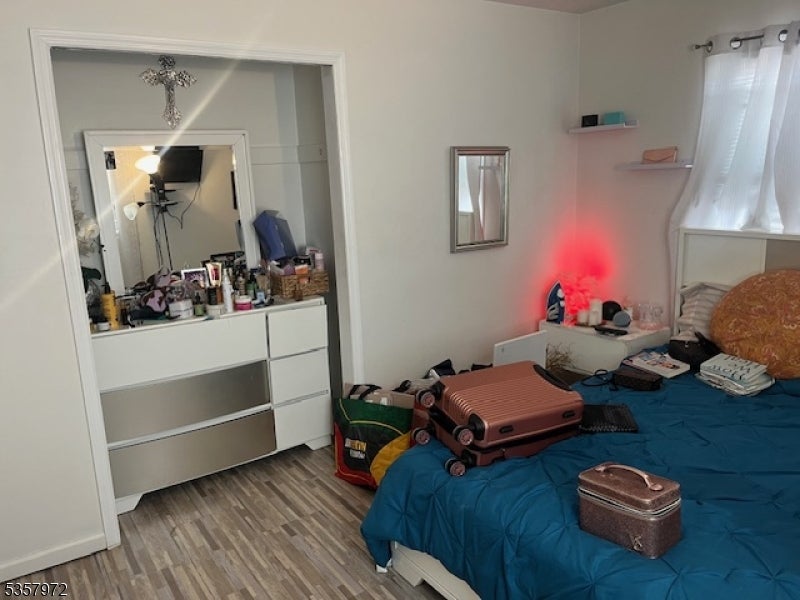 Clark Twp., New Jersey, 07066, United States, 4 Bedrooms Bedrooms, ,3 BathroomsBathrooms,Residential,For Sale,1980988