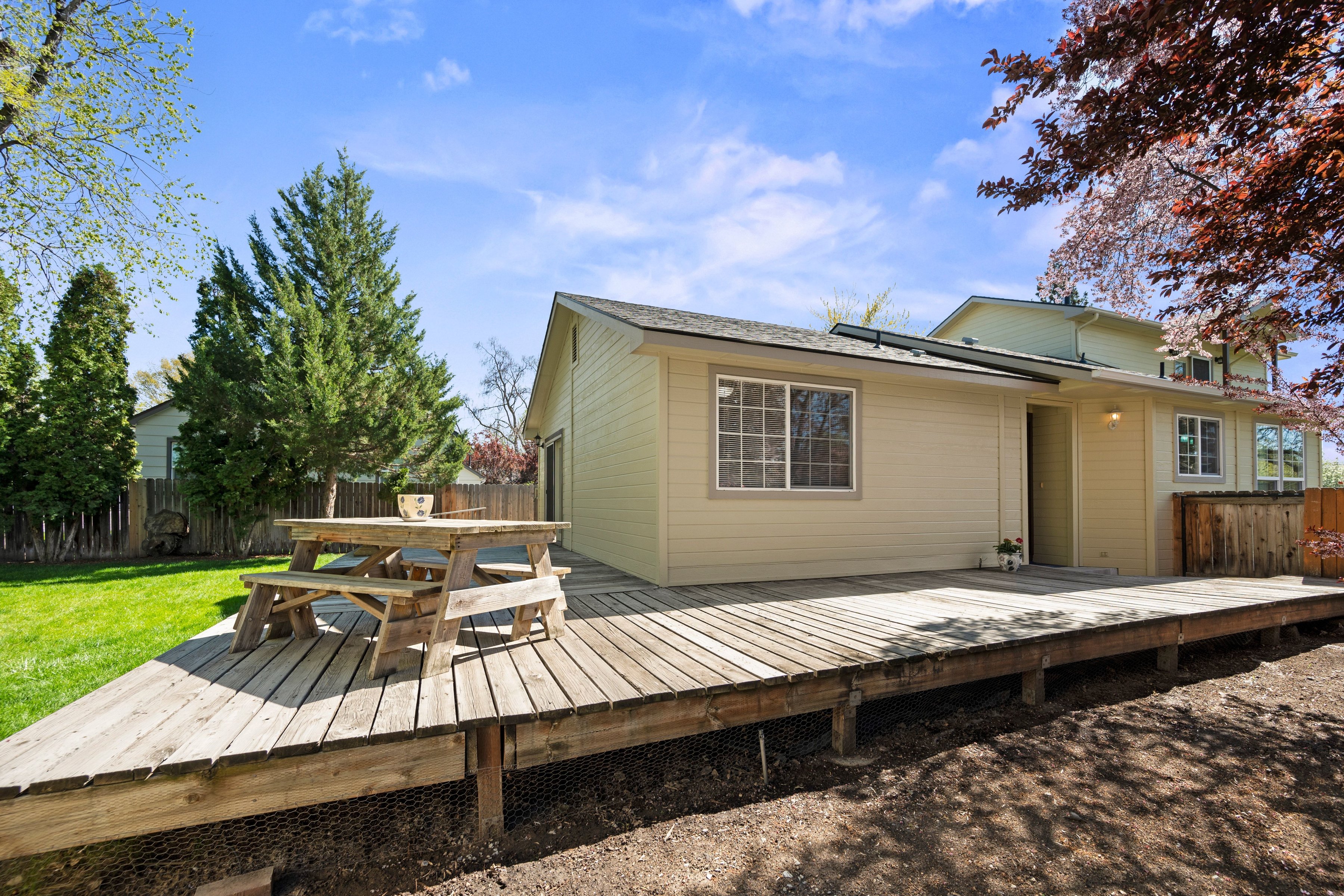  SE Boise Gem with Two Primary Suites and no HOA - 物件實景