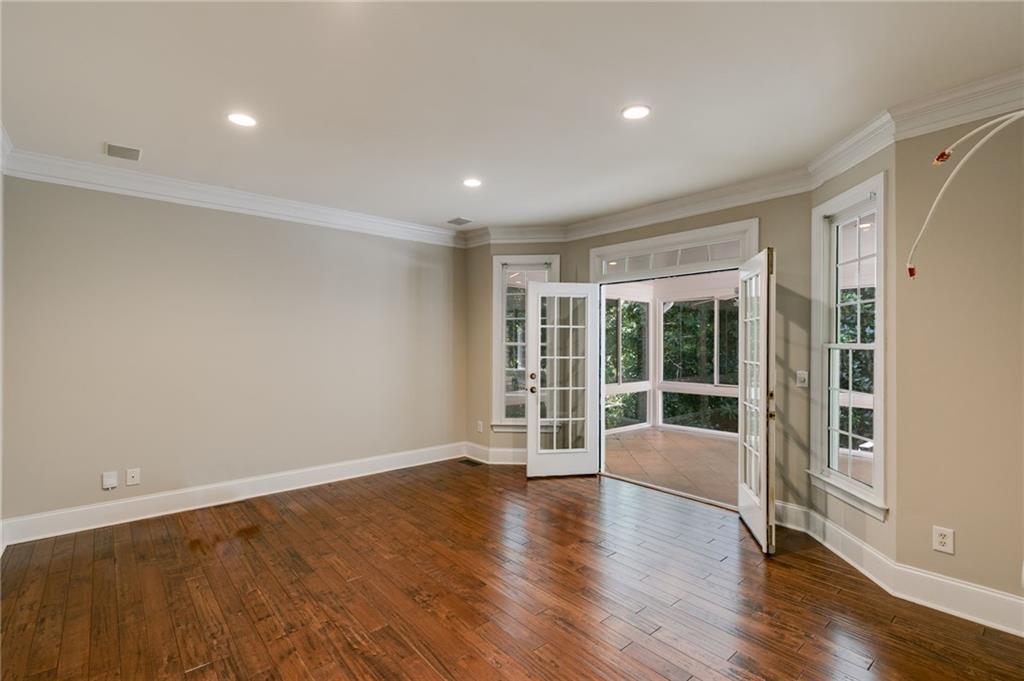 Atlanta, Georgia, 30350, United States, 6 Bedrooms Bedrooms, ,5 BathroomsBathrooms,Residential,For Sale,1900551