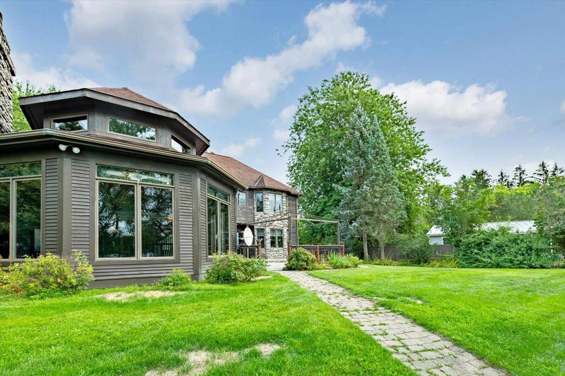  1398 Blockhouse Point Road - 物件實景