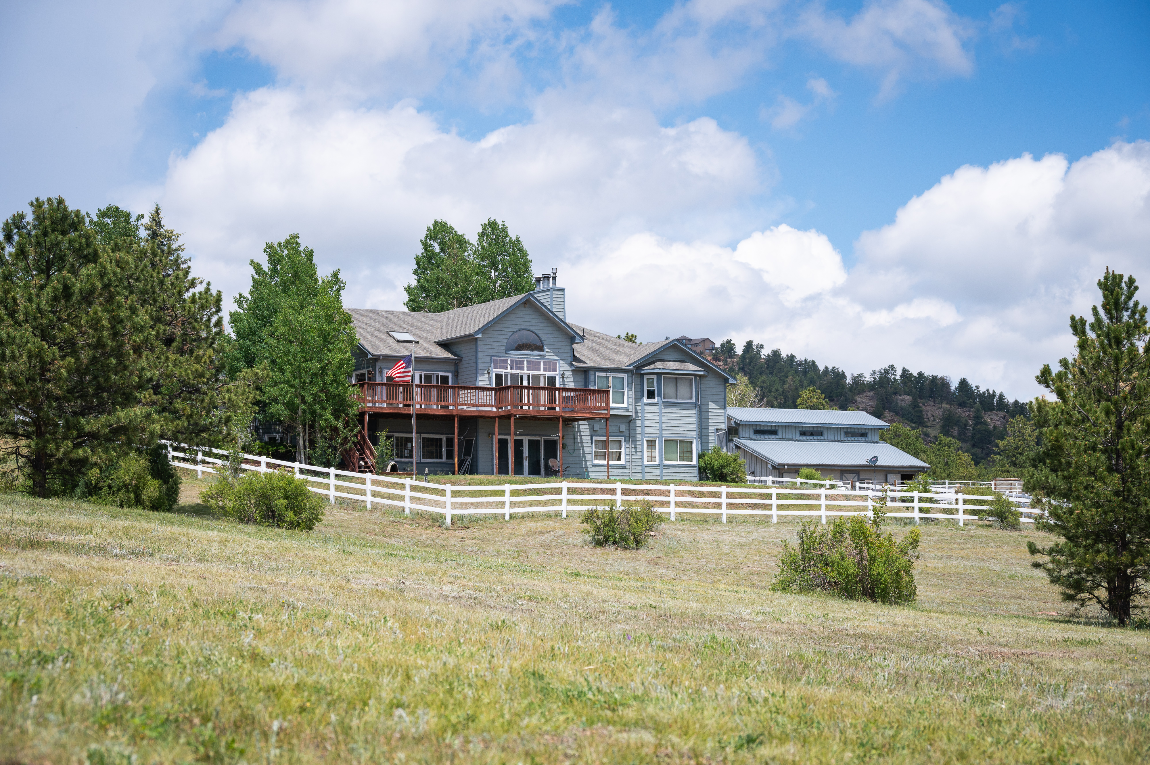  Rare Turn Key Ready Horse Property with Water Rights - 物件實景