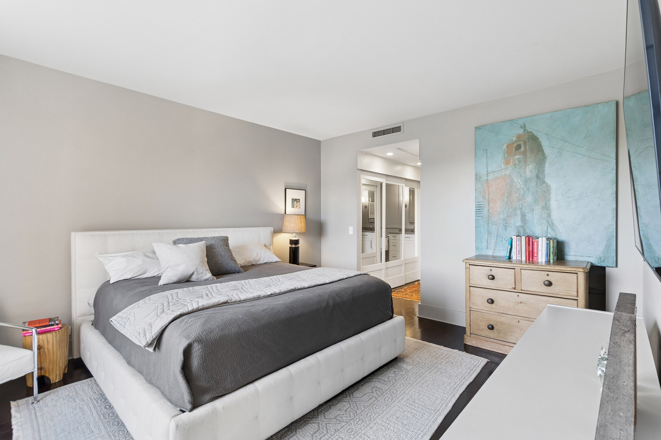  Easy Living at Plaza Towers - 物件實景