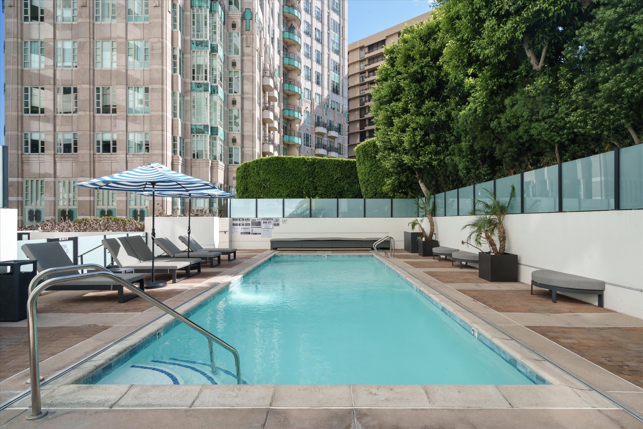  10560 Wilshire Boulevard - 物件實景