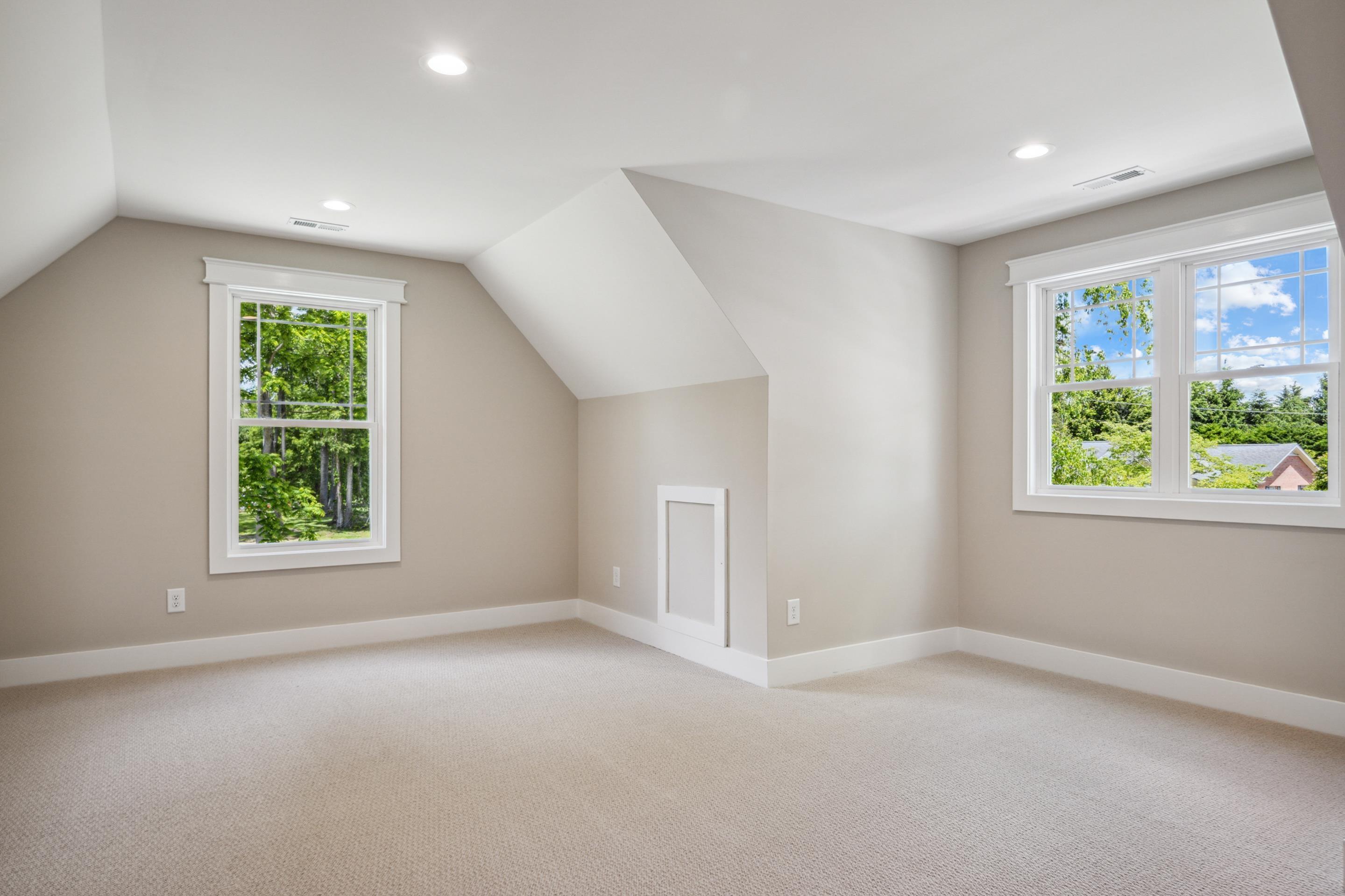 Blacksburg, Virginia, 24060, United States, 4 Bedrooms Bedrooms, ,4 BathroomsBathrooms,Residential,For Sale,1838349