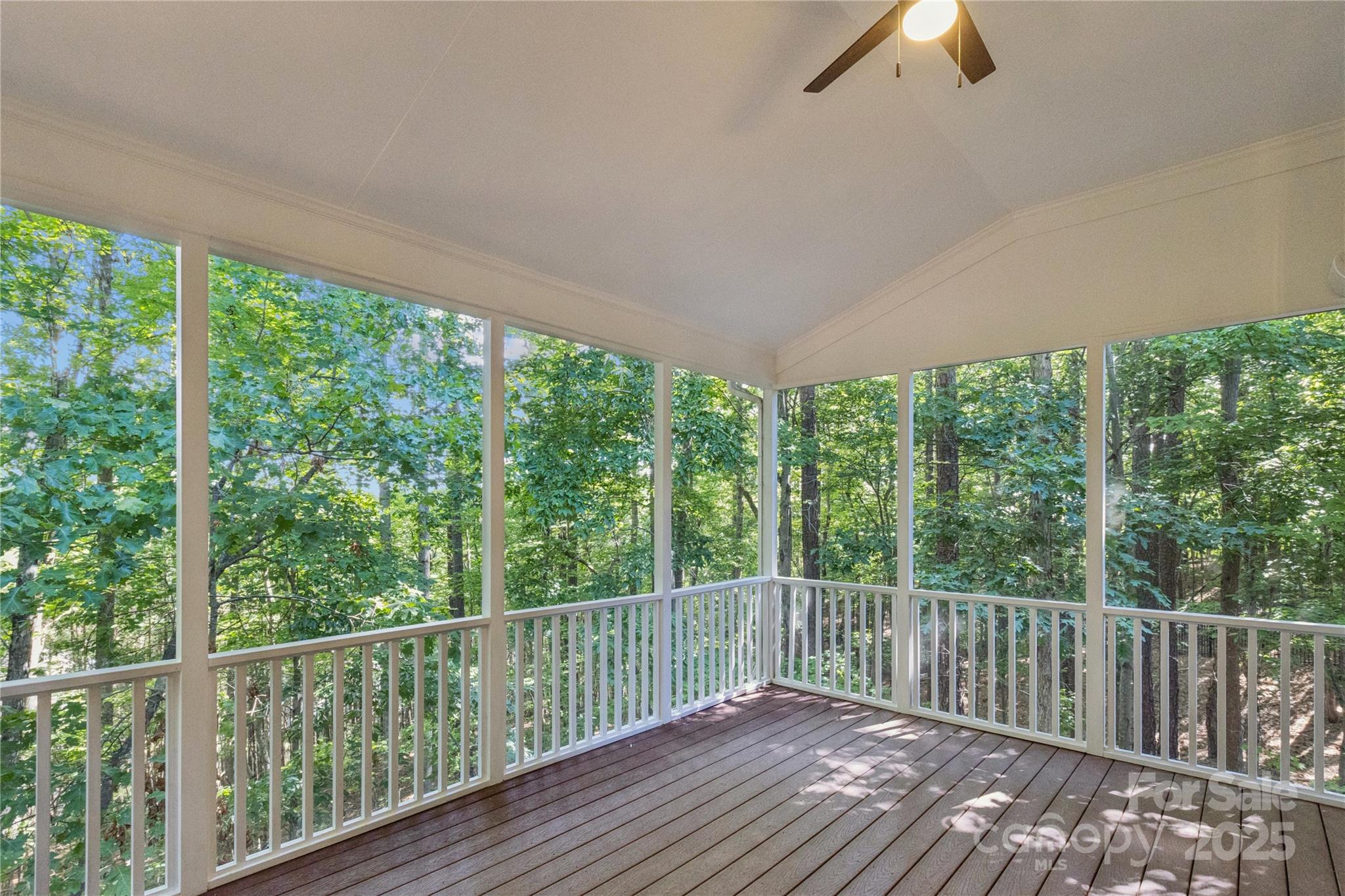 Tega Cay, South Carolina, 29708, United States, 4 Bedrooms Bedrooms, ,4 BathroomsBathrooms,Residential,For Sale,1906873