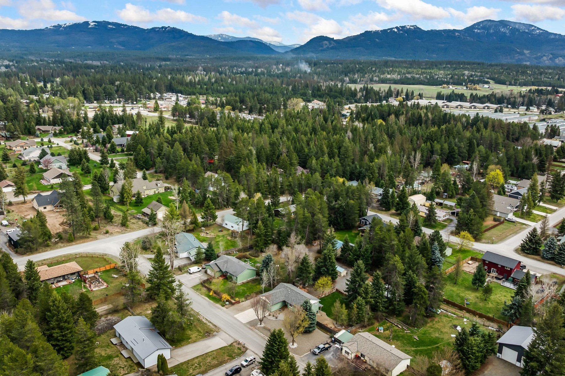  Sagle Multi-Generational - 物件實景