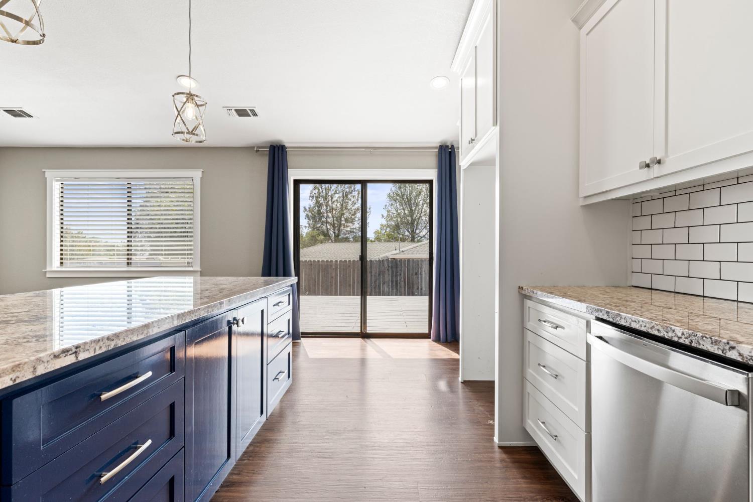 Auburn, California, 95603, United States, 3 Bedrooms Bedrooms, ,2 BathroomsBathrooms,Residential,For Sale,1956698