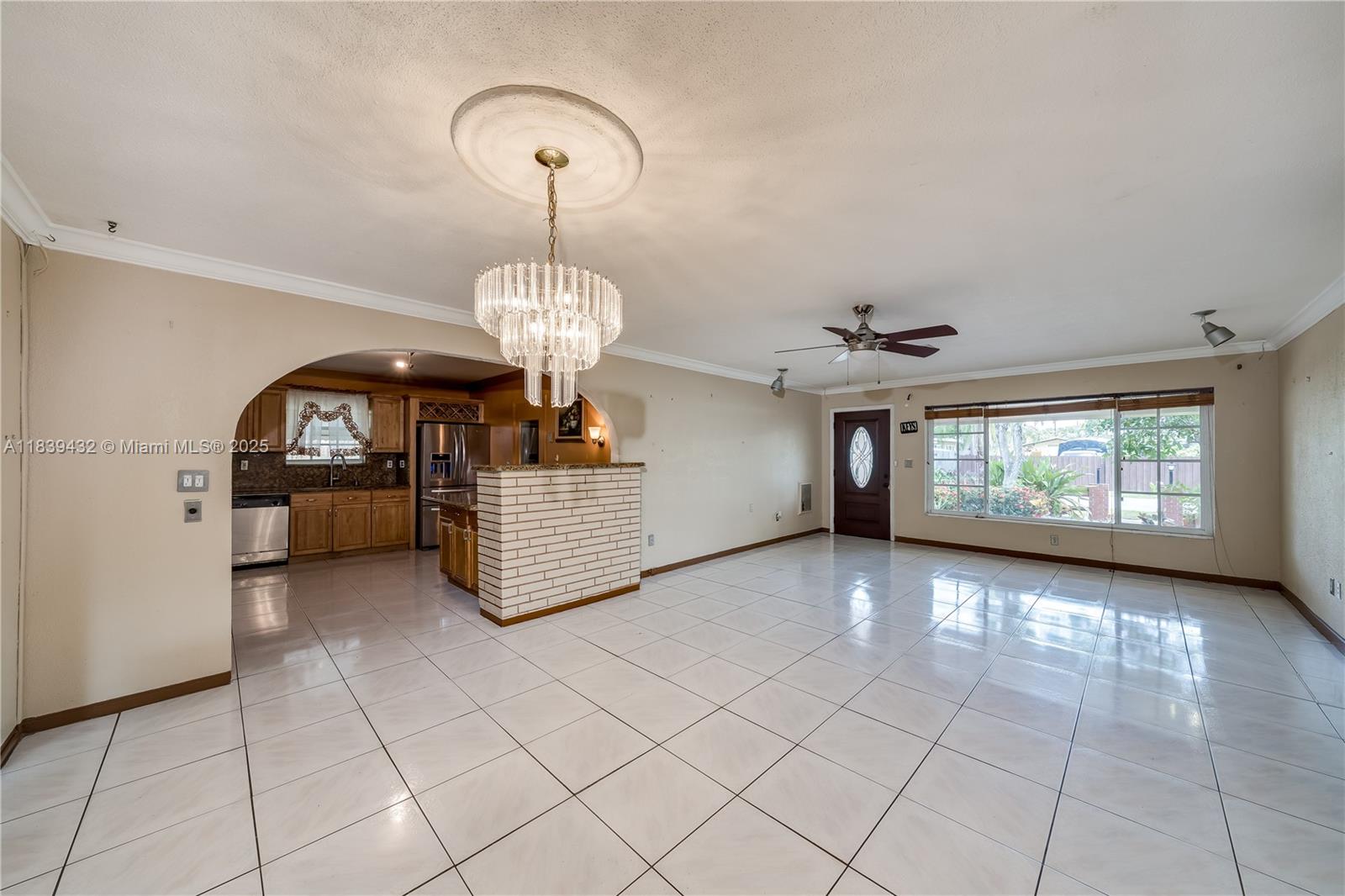 Hollywood, Florida, 33024, United States, 3 Bedrooms Bedrooms, ,2 BathroomsBathrooms,Residential,For Sale,1892932